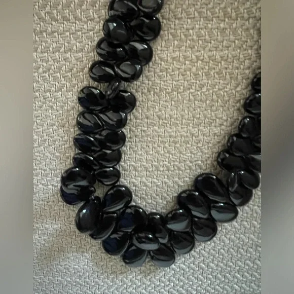 Black obsidian beaded necklace - Picture 4 of 5